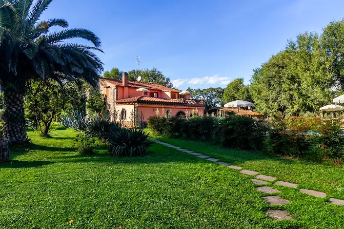 Agriturismo Bio Fattoria Casetta – Appartamenti a 20 km da Follonica e Massa Marittima