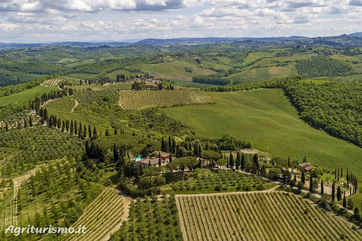 Pieve Sprenna Agriturismo & Tuscan Restaurant